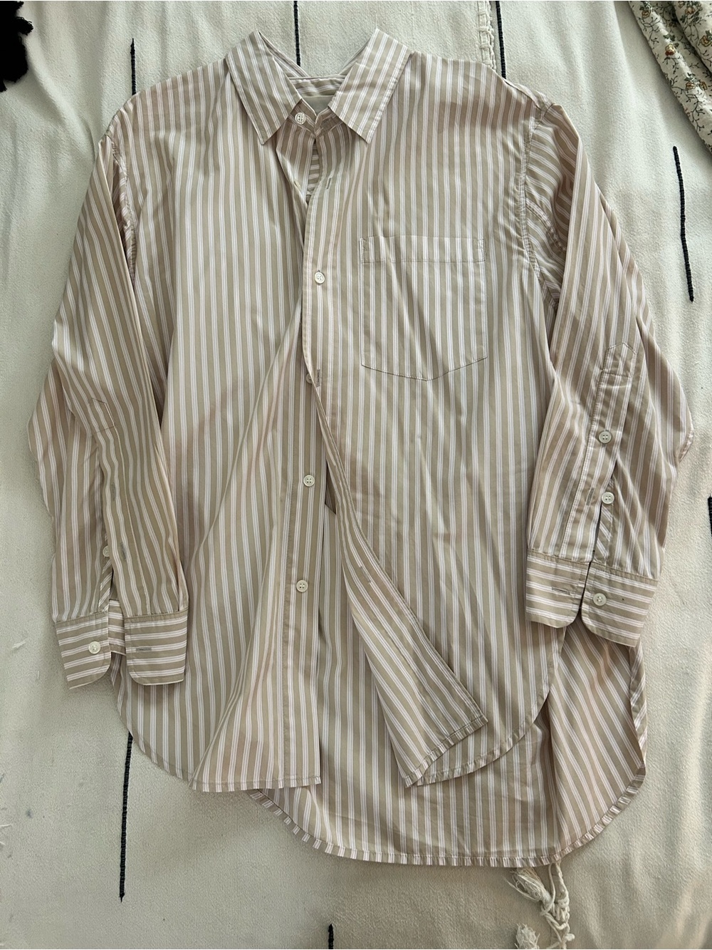 Citizens Of Humanity Oversized Beige/Pale Pink Striped Button-Down Shirt size S